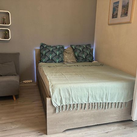 Charming Studio In Nice 2-Min Walk To The Sea Екстериор снимка