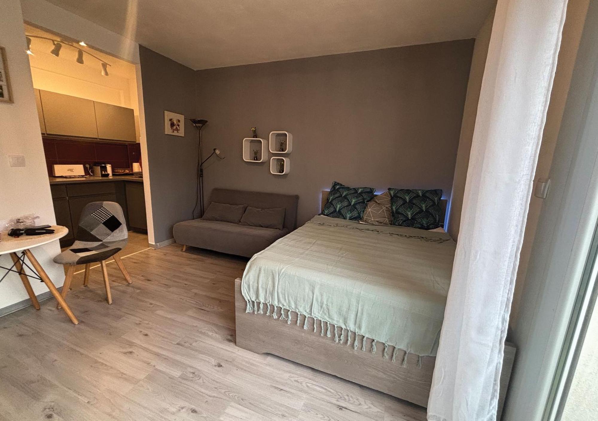 Charming Studio In Nice 2-Min Walk To The Sea Екстериор снимка